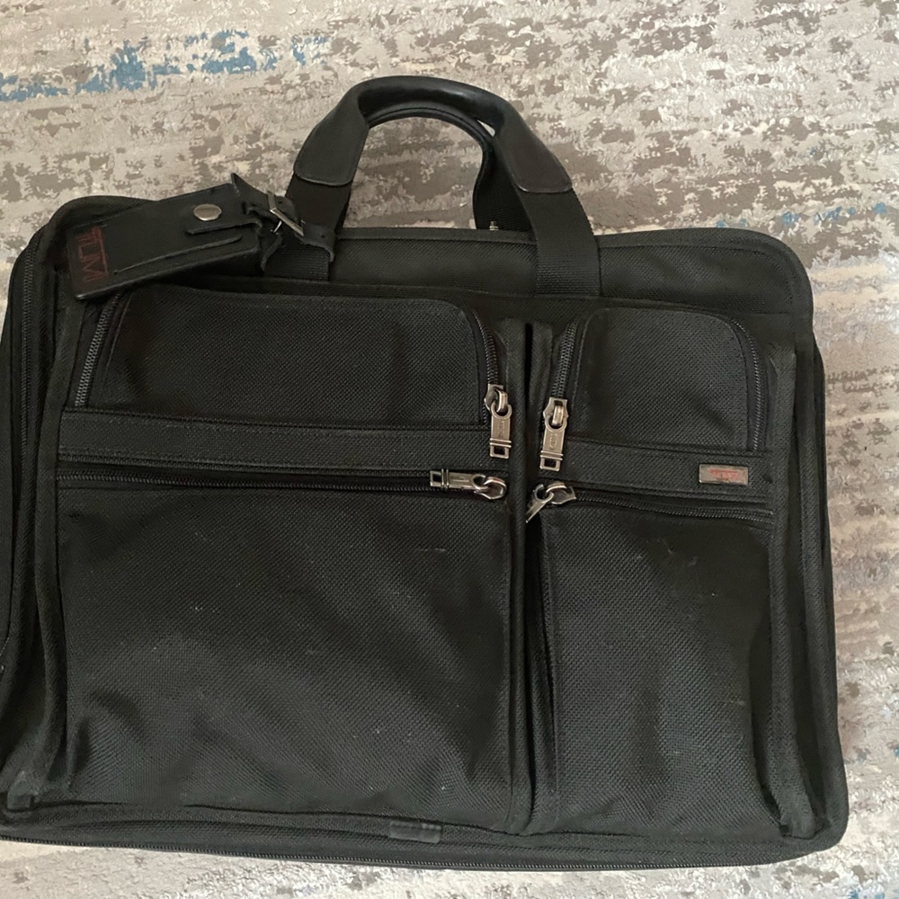 Tumi Black Briefcase for Men - Picture 4 of 15